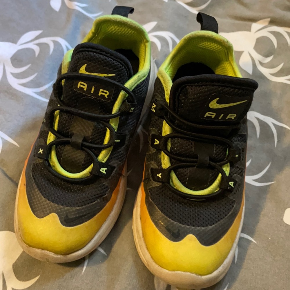 9c toddler used shoes